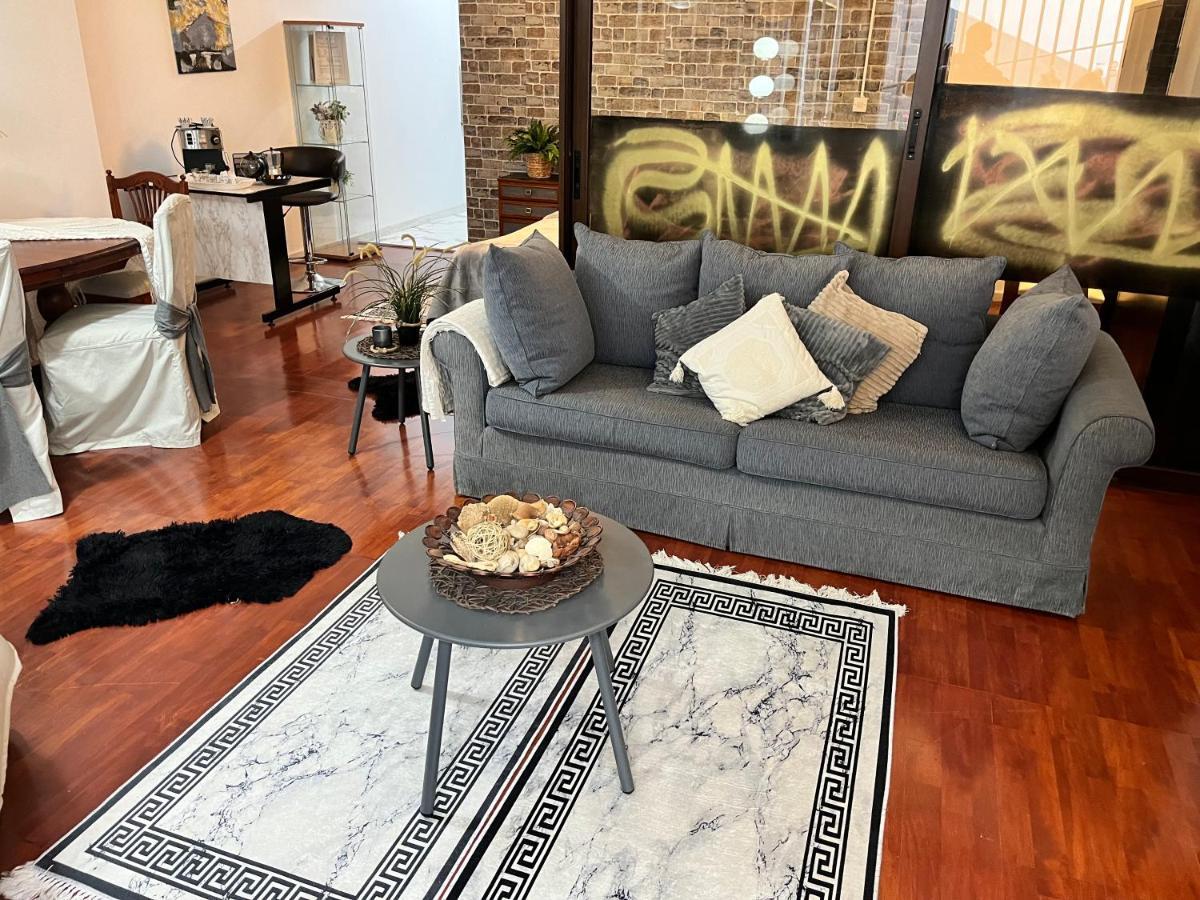 Lovely Cozy Apartment In The Entrance Of Nicosia Aglantzia ภายนอก รูปภาพ